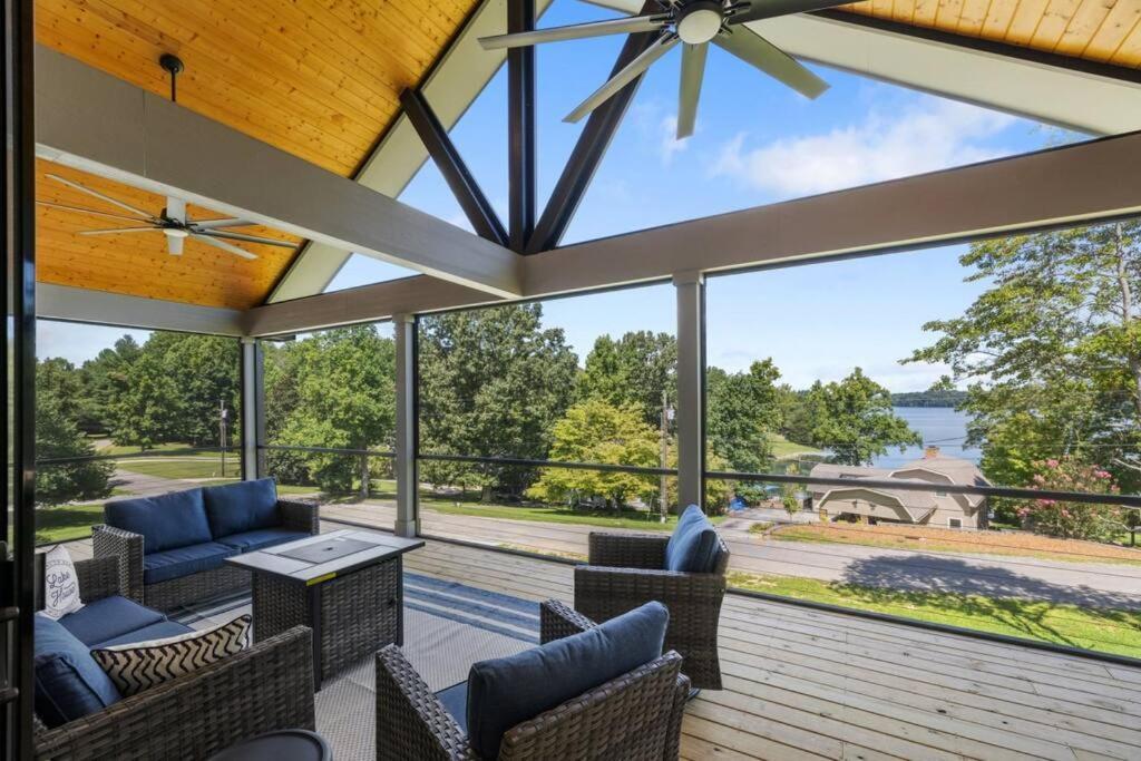 Winchester New Home, Dock, Kayaks, Game Room, Water Views מראה חיצוני תמונה