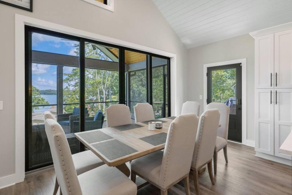 Winchester New Home, Dock, Kayaks, Game Room, Water Views מראה חיצוני תמונה