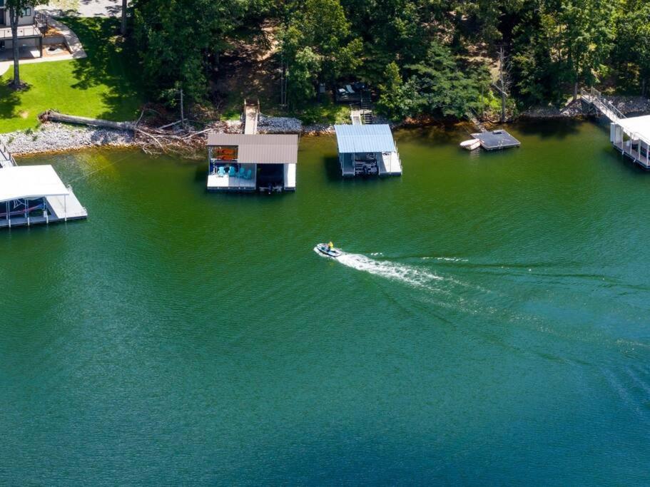 Winchester New Home, Dock, Kayaks, Game Room, Water Views מראה חיצוני תמונה